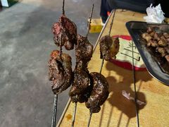 凹腰-岳文生烧烤