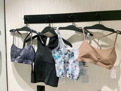 -lululemon(上海浦东IFC店)