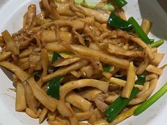 -吕氏疙瘩汤·海鲜新鲁菜(凯德mall新都心店)