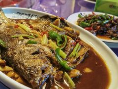 -民间瓦缸煨汤館(嵩山路店)