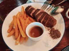 -羽深肉铺 Steak & Wine
