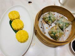 -香港百合居(LCM置汇旭辉广场店)