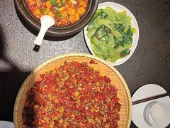 -万重锦·人文川菜馆(骡马市店)