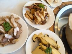 -天宜隆蘑菇宴火锅(石景山旗舰店)