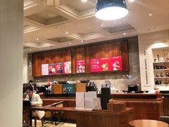 大堂-星巴克臻选(广州沙面店)