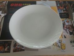 餐具摆设-辛德勒啤酒德餐厅