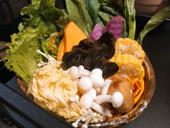 蔬菜拼盘-大头椰·椰子鸡火锅(新梦店)