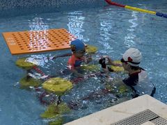 -乐悠游亲子游泳俱乐部