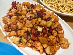 -渝信川菜 · 川味家常菜(财富购物中心店)