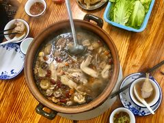 -威邵鸡煲(西华路总店)