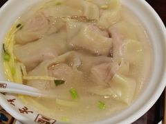 刀鱼馄饨-老半斋(福州路店)