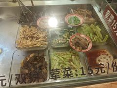 -矮子粉店1985·长沙米粉(湘春路店)