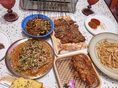 -小董哥烤串·爆汁大油边(故宫店)