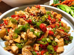 麻辣小炒牛蛙-叶派龙虾•招牌香辣蟹·海鲜(中海国际店)