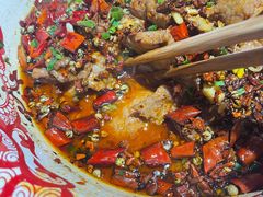 水煮牛肉-丁叮小排档·八道江湖菜·团建聚餐(车公庙店)