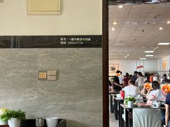 -一鼎牛鲜活牛肉城(晋江海峡国际食品城店)
