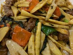 鲜笋炒牛肉-南记食粥坊·宵夜大排档(南桂店)