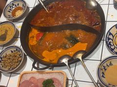 -旧街市鲜货老火锅(大光路店)