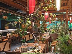 -野山舂·贵州现舂酸汤火锅(鸿通城店)