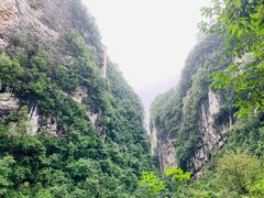 -龙水峡地缝景区
