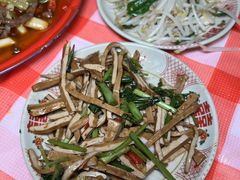 -老方桌烂蹄花川菜馆(九龙坡店)
