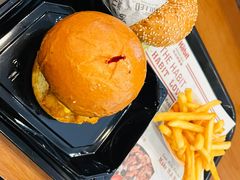 -The Habit Burger Grill 哈比特汉堡(世博店)