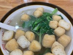油豆腐粉丝汤-小姜锅贴(凤凰街店)