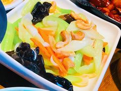 -隔壁老王·家常云南菜(花巷店)