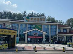 -窦店服务区-停车场