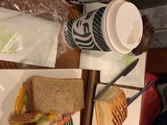 -星巴克臻选(深圳皇庭广场分店)