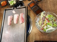-香猪坊韩国烤肉专属门店(魏公村店)