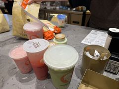 -沪上阿姨·臻选茶饮(上海环球港店)