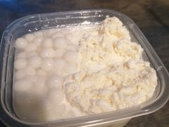 白雪黑糯米豆花儿-甜心闲生传统手工冰粉(奎星楼店)