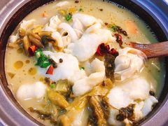 -周鱼小馆石锅酸菜鱼(活力汇店)