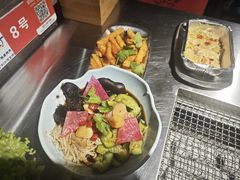 -马路牙子烧烤音乐酒馆(望京店)