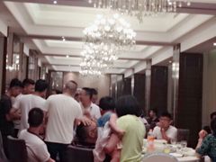 -飨食汇全日制餐厅·昆山皇冠假日酒店(九方店)
