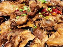 特色叫花骨-有红鸡毛店·川菜(建设路店)