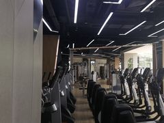 -威克健身游泳(万菱汇店)