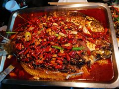 -鸣记脆皮烤鱼·海鲜烤鱼(三八广场店)