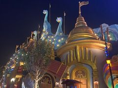 -七彩云南欢乐世界