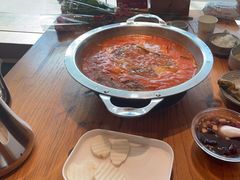 -老凯俚酸汤鱼(鸿通城店)