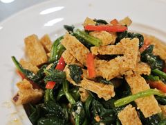 -汗腾格里·风味餐厅(新疆驻京办店)