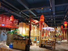 大堂-老滇山寨•云南特色菜•地方菜•民族风情歌舞表演(金碧店)