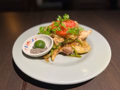 -大头虾越式风味餐厅(光明广场店)