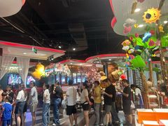 -四海一家自助餐(益田假日广场店)