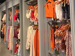 -Hollister(天环广场店)