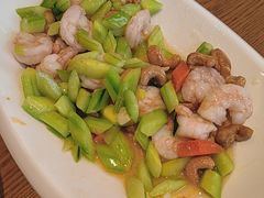 -赶海部落海鲜城(海阳路店)