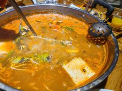 -亮欢寨酸汤鱼(沙冲路店)
