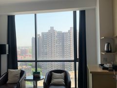 -上海松江假日酒店