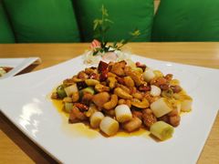 宫保鸡丁-青城山六善酒店·紫氣園中餐厅